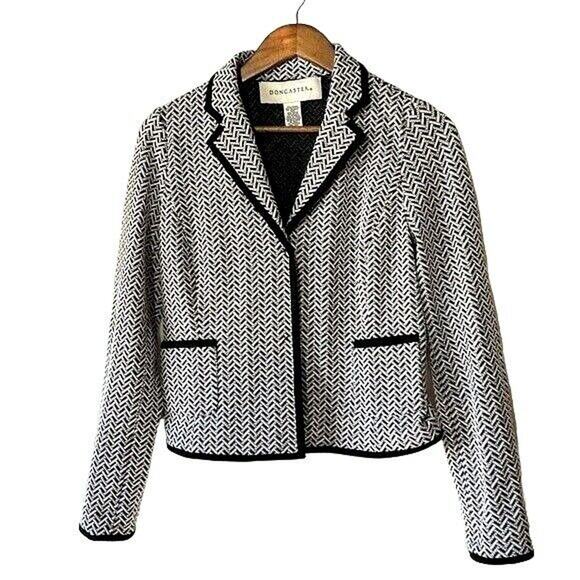 Doncaster Tailored Career Blazer Jacket White and Navy Size 4 - Picture 1 of 12
